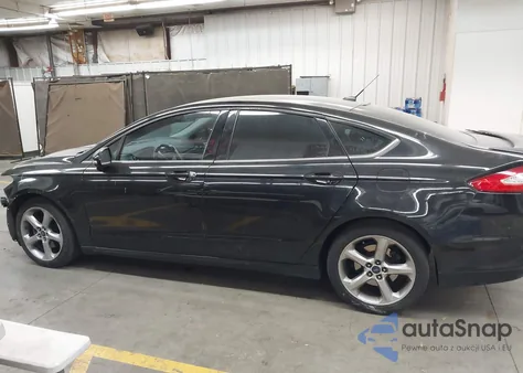 2014 Ford Fusion Se z USA, uszkodzony, nr VIN 3FA6P0HD4ER176852